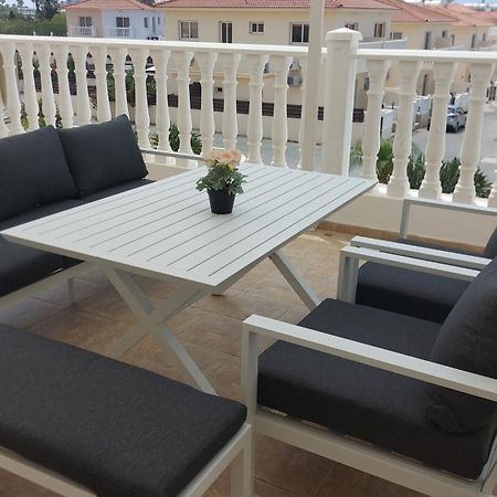 Nissi Golden Sands Sea View 2 Bedroom Apartment Ajía Nápa Kültér fotó