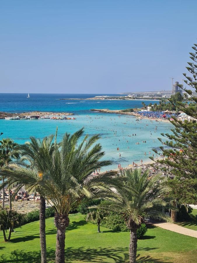 Nissi Golden Sands Sea View 2 Bedroom Apartment Ajía Nápa Kültér fotó