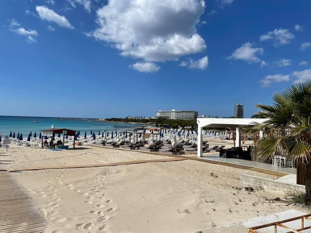Nissi Golden Sands Sea View 2 Bedroom Apartment Ajía Nápa Kültér fotó